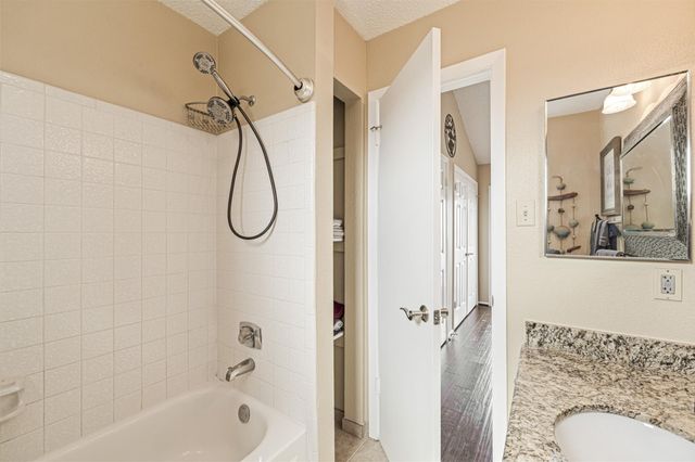 3908 Bridge Harbor Drive, Galveston, TX 77554