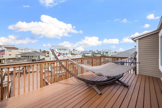 3908 Bridge Harbor Drive, Galveston, TX 77554