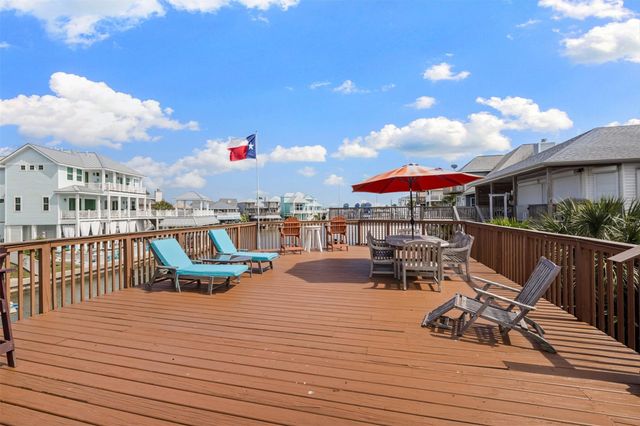 3908 Bridge Harbor Drive, Galveston, TX 77554