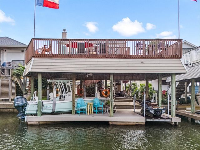 3908 Bridge Harbor Drive, Galveston, TX 77554