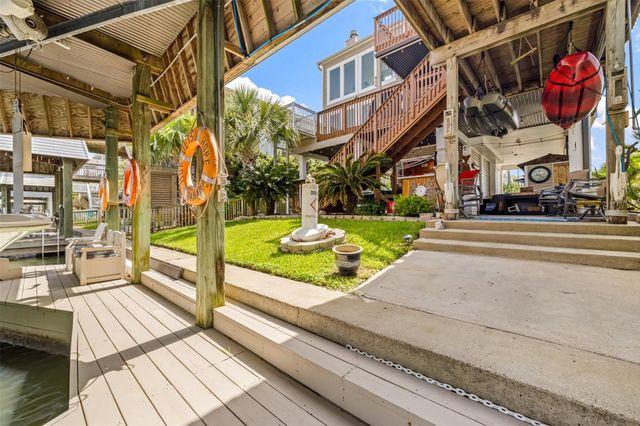 3908 Bridge Harbor Drive, Galveston, TX 77554