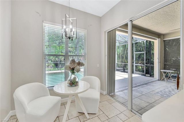 6119 Manchester PL, Naples, FL 34110