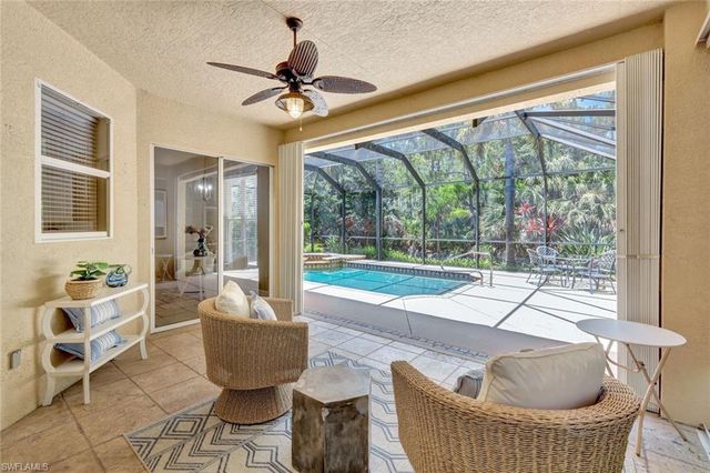 6119 Manchester PL, Naples, FL 34110