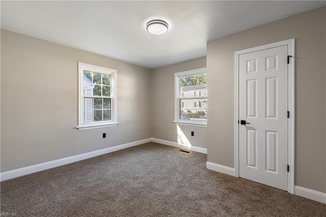 231 Lenox AVE, Norfolk, VA 23503