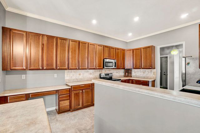 10 Green Bank Lane, Simpsonville, SC 29681