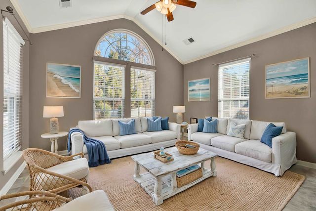 10 Green Bank Lane, Simpsonville, SC 29681