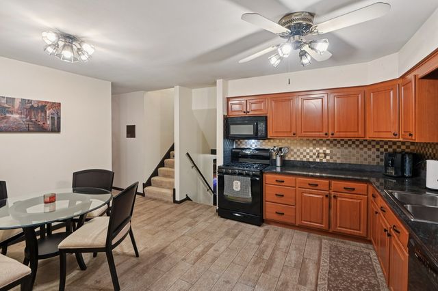 7605 Banks Street, Justice, IL 60458