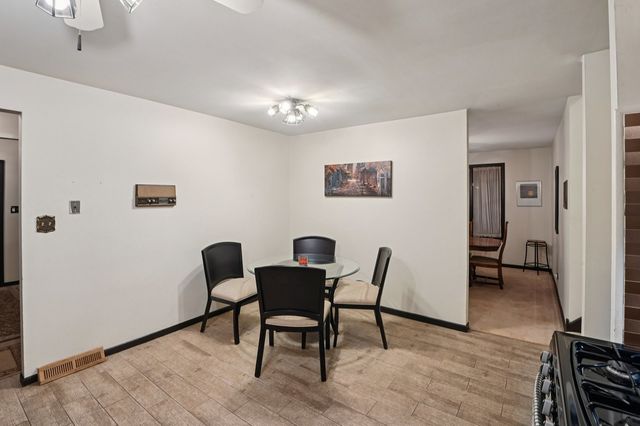 7605 Banks Street, Justice, IL 60458