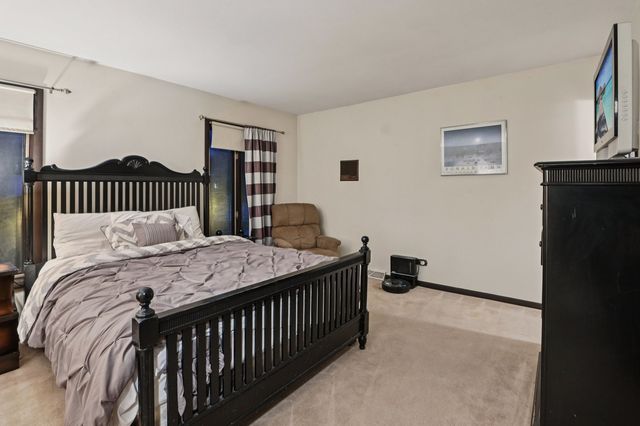 7605 Banks Street, Justice, IL 60458