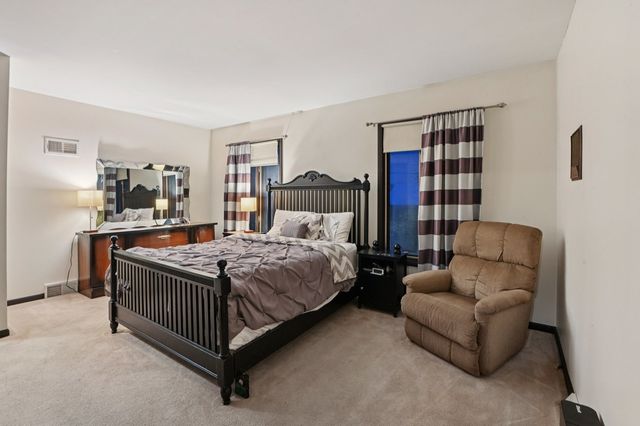 7605 Banks Street, Justice, IL 60458