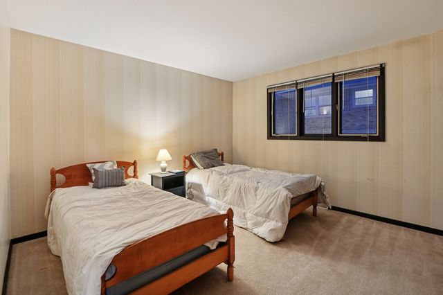 7605 Banks Street, Justice, IL 60458