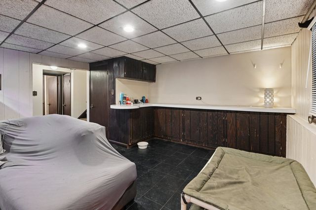 7605 Banks Street, Justice, IL 60458