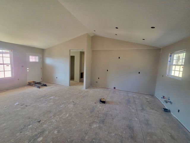 364 Dorothy Bailey Road, London, KY 40744