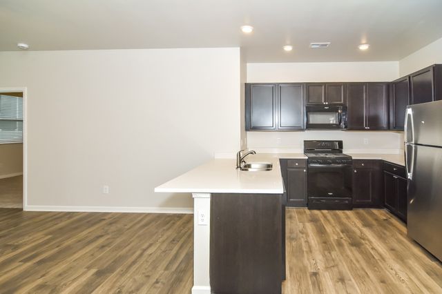 1072 Pepper Stone Dr, Lebanon, TN 37087