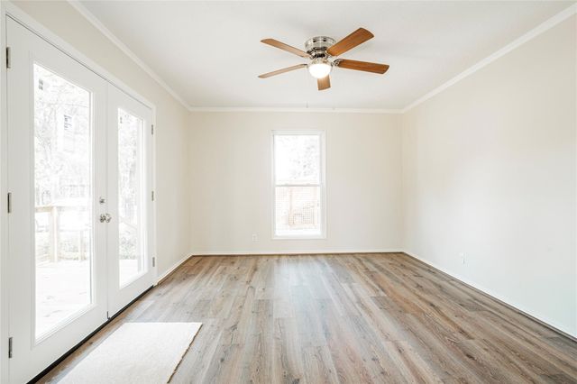 1632 E Crestway Drive, West Tawakoni, TX 75474