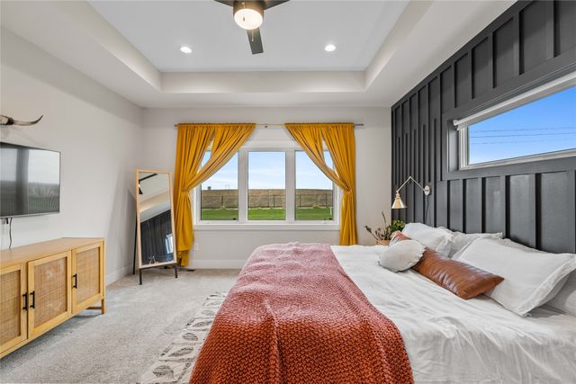 14737 Stonecrop Drive, Urbandale, IA 50323