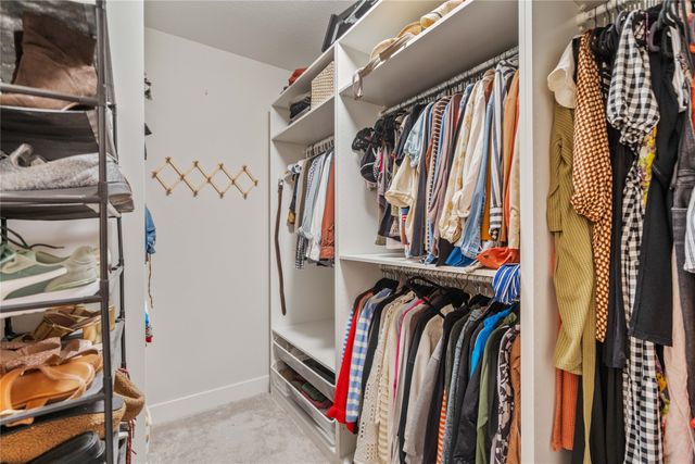 14737 Stonecrop Drive, Urbandale, IA 50323