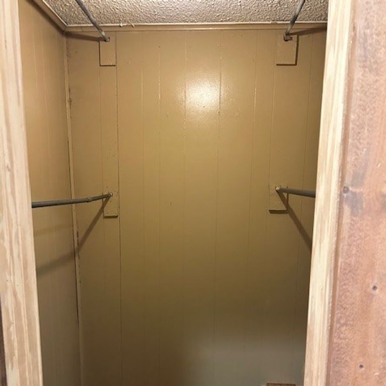 Image 17 of property listing at 812 Commerce St, Sterling City, TX 76951