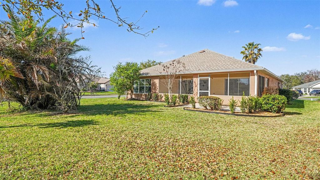 Image 29 of property listing at 13062 SE 89TH CIRCLE, Summerfield, FL 34491