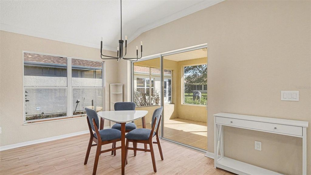 Image 8 of property listing at 13062 SE 89TH CIRCLE, Summerfield, FL 34491