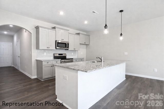 3110 Aberleaf Lane, Charlotte, NC 28227