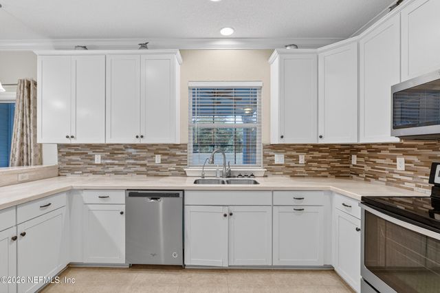 13576 DUNN CREEK Road, Jacksonville, FL 32218