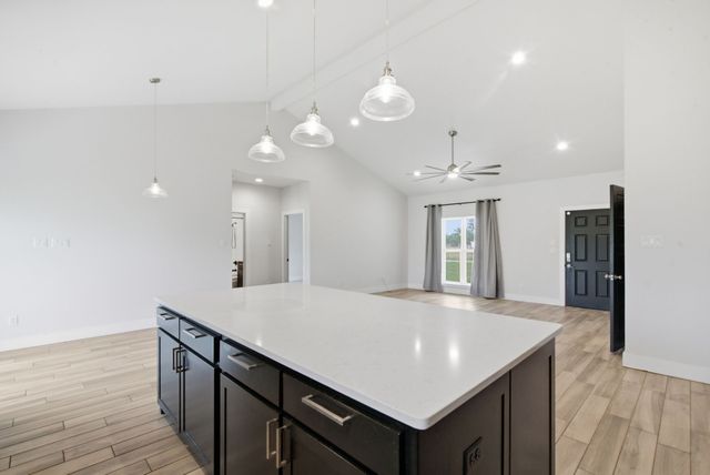 5599 S Fm 113, Millsap, TX 76066