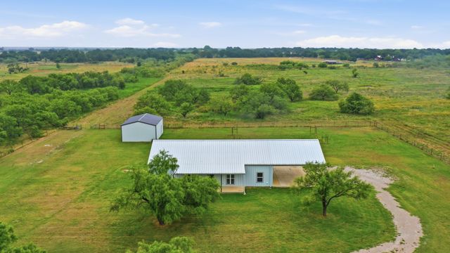 5599 S Fm 113, Millsap, TX 76066