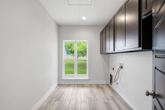 5599 S Fm 113, Millsap, TX 76066
