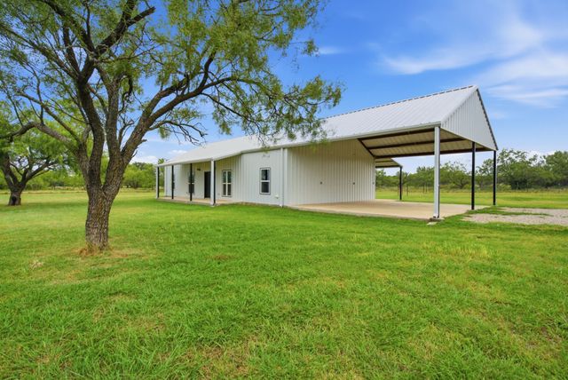 5599 S Fm 113, Millsap, TX 76066