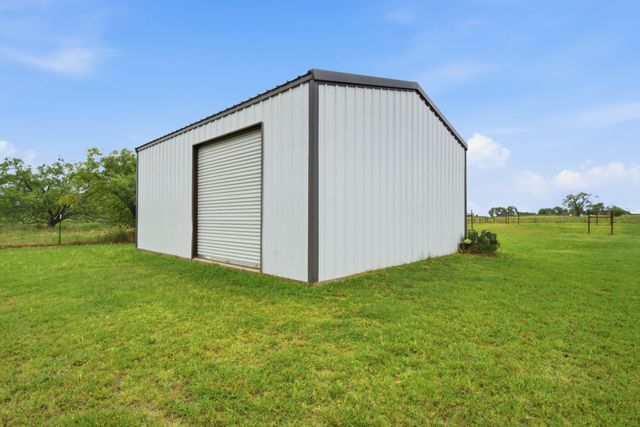 5599 S Fm 113, Millsap, TX 76066