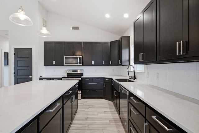 5599 S Fm 113, Millsap, TX 76066