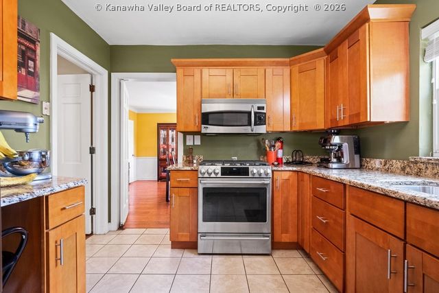 840 Lower Chester Road, Charleston, WV 25302
