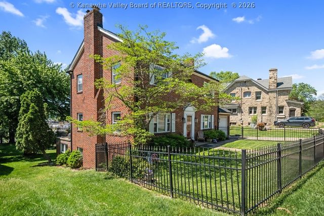 840 Lower Chester Road, Charleston, WV 25302
