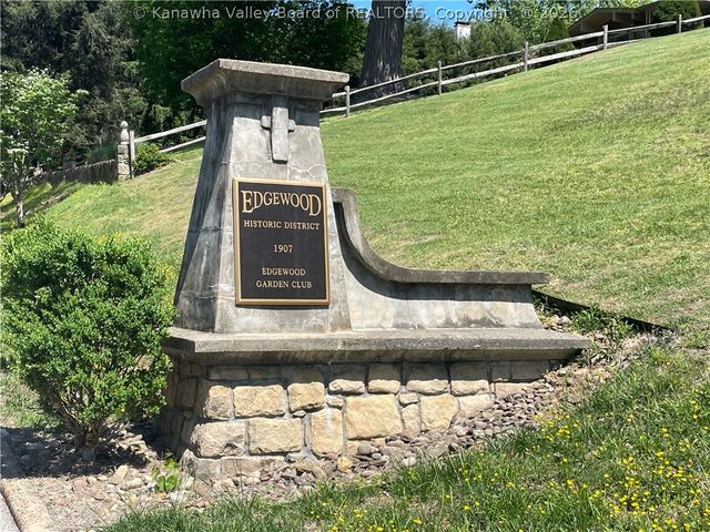 840 Lower Chester Road, Charleston, WV 25302