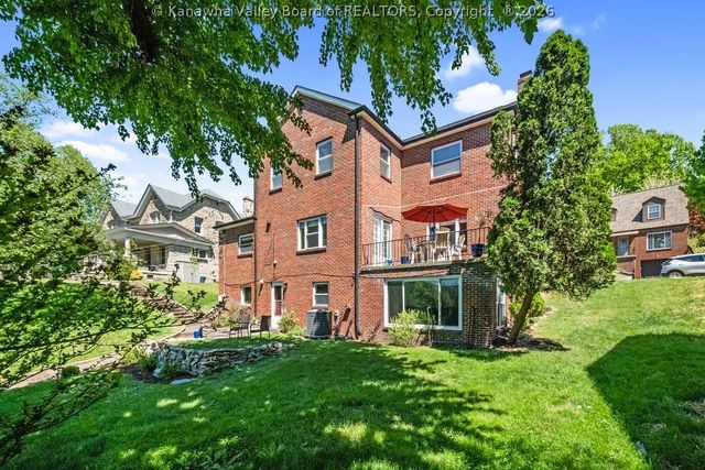 840 Lower Chester Road, Charleston, WV 25302