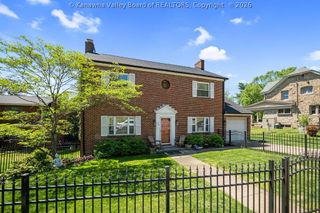 840 Lower Chester Road, Charleston, WV 25302