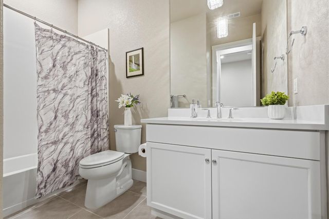 4256 Eagle View Way, Folsom, CA 95630