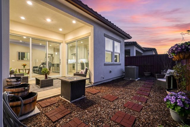 4256 Eagle View Way, Folsom, CA 95630