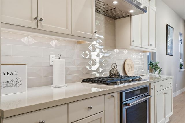 4256 Eagle View Way, Folsom, CA 95630