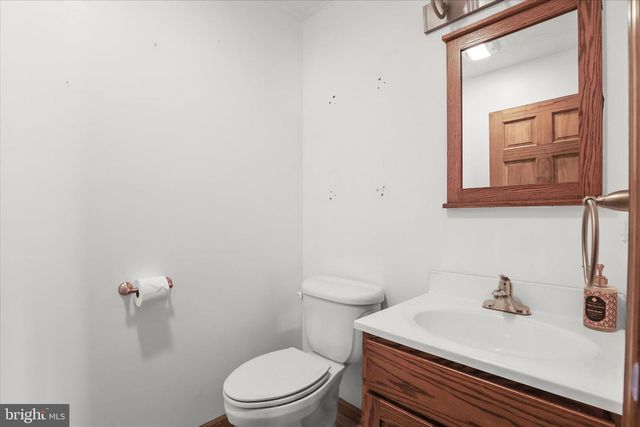 5162 WATERTANK RD, Glenville, PA 17329