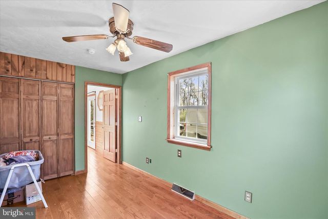 5162 WATERTANK RD, Glenville, PA 17329