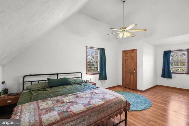 5162 WATERTANK RD, Glenville, PA 17329