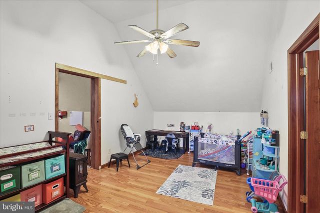 5162 WATERTANK RD, Glenville, PA 17329