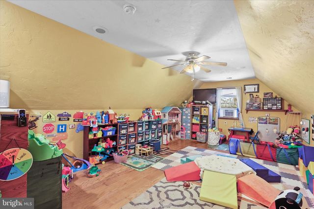 5162 WATERTANK RD, Glenville, PA 17329