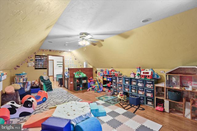 5162 WATERTANK RD, Glenville, PA 17329