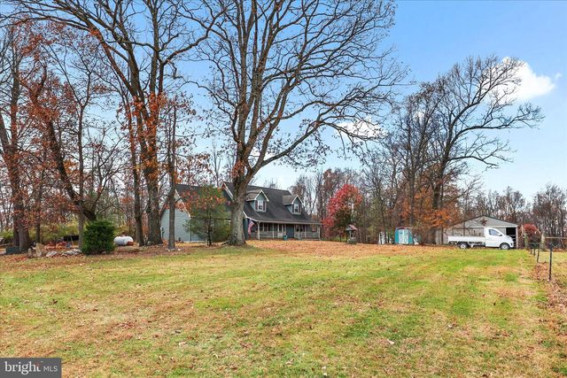 5162 WATERTANK RD, Glenville, PA 17329