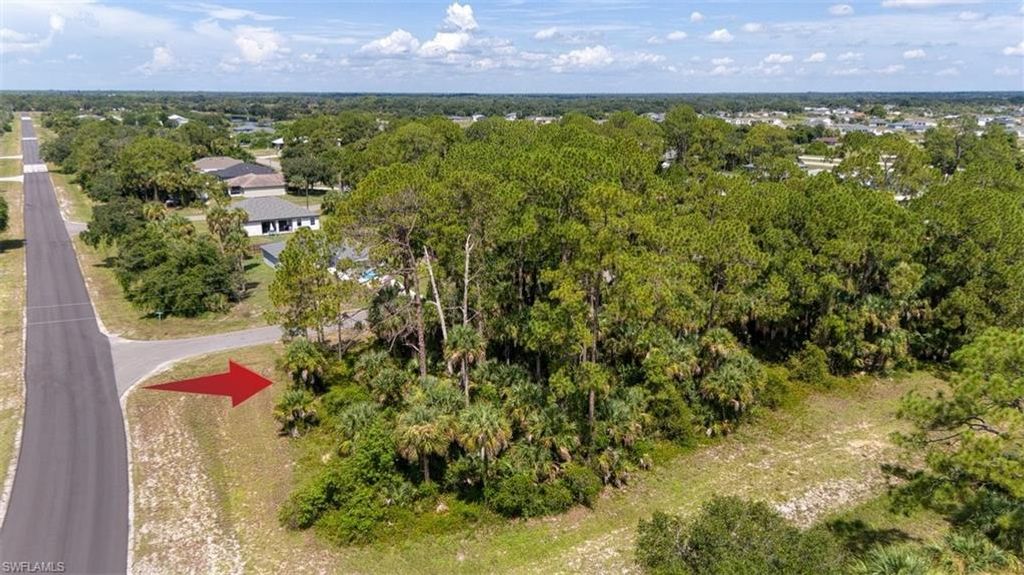 8087 Sherwood CIR, LABELLE, FL 33935 — photo 2