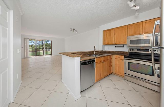 2400 FEATHER SOUND DRIVE 423, Clearwater, FL 33762