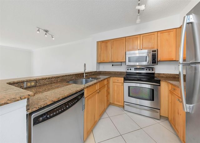 2400 FEATHER SOUND DRIVE 423, Clearwater, FL 33762